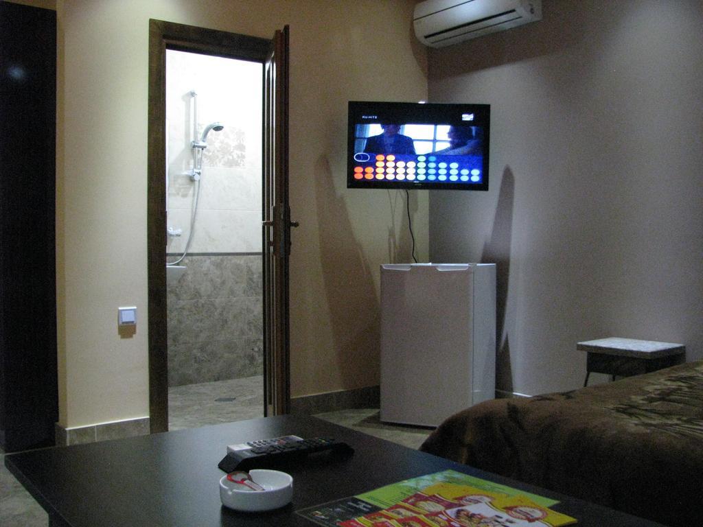 Princ Plaza Hotel Erevan Quarto foto