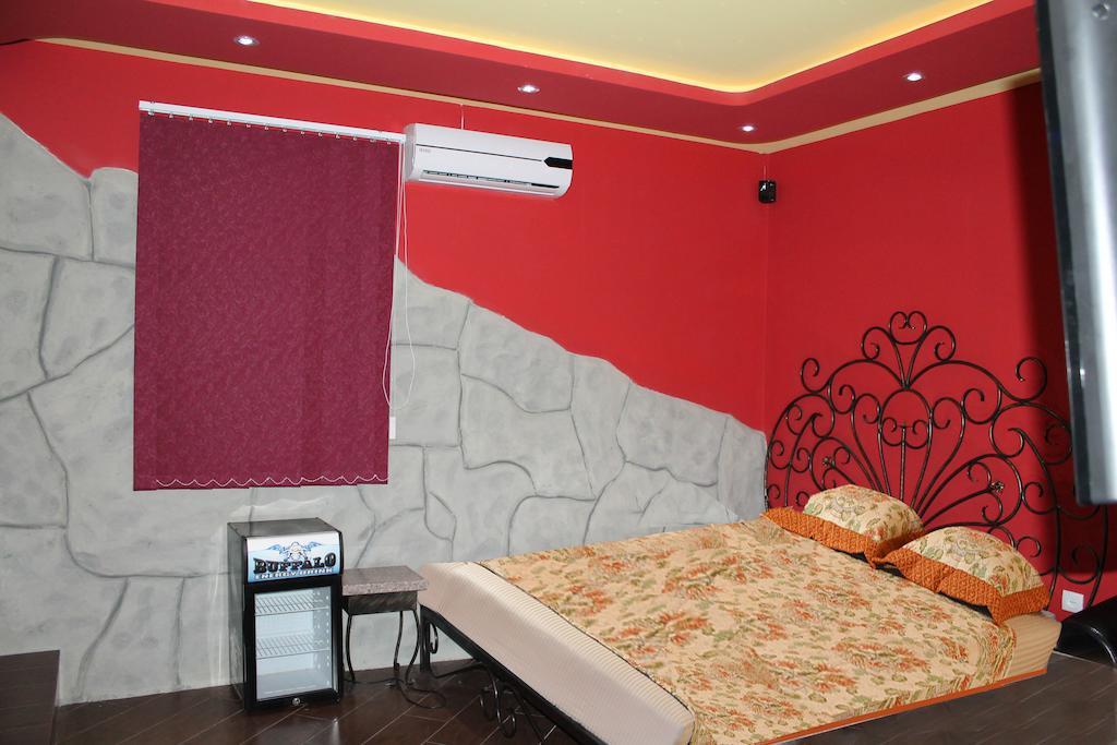 Princ Plaza Hotel Erevan Quarto foto